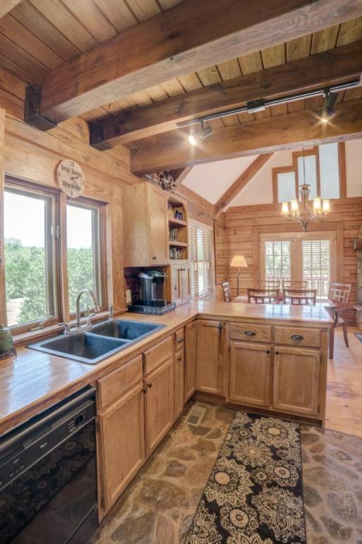 Equestrian Log Cabin Pet Friendly Holiday home